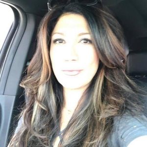 Meet your Posher, Sheida